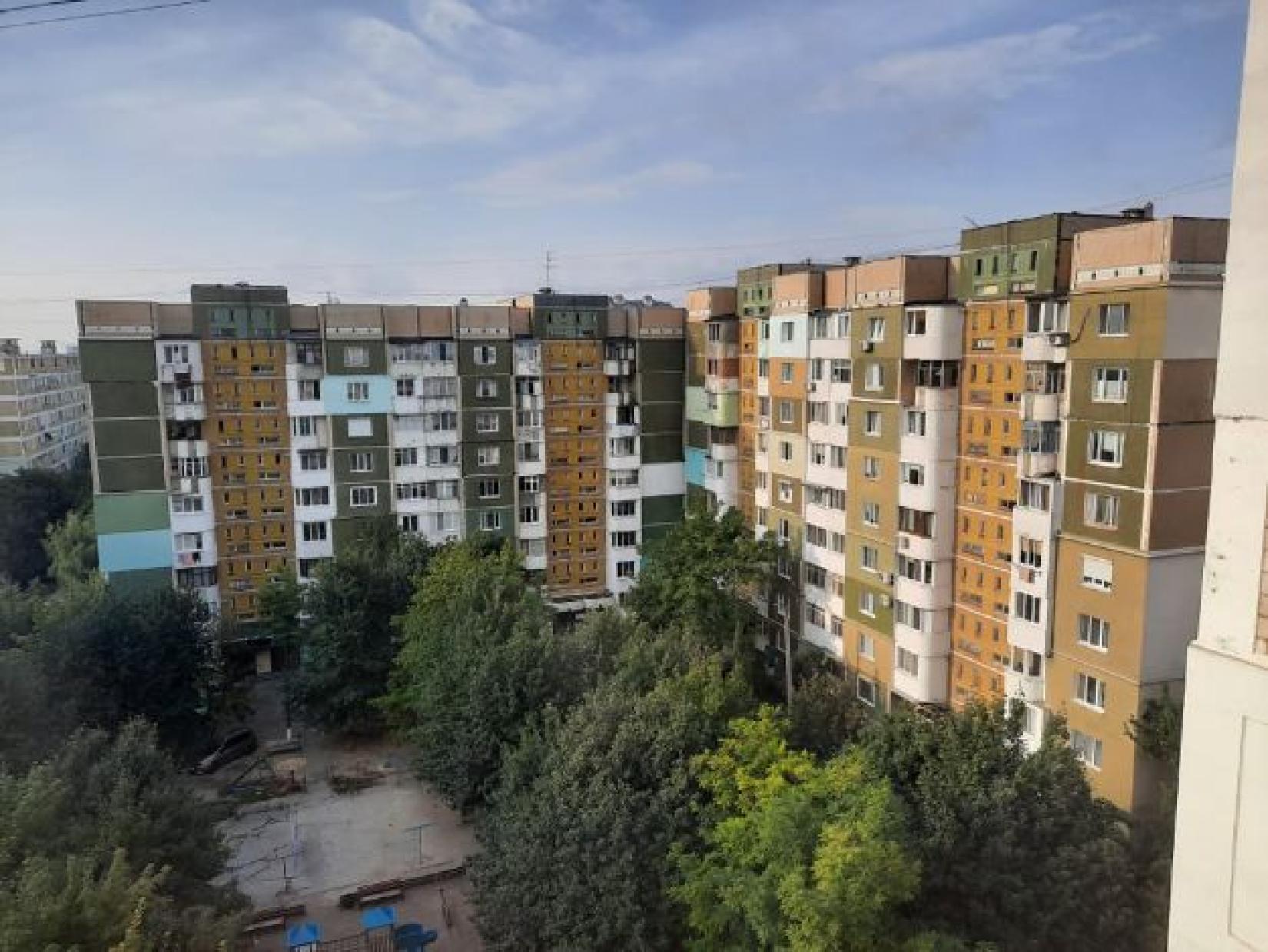 The heating system of three multi-apartment residential buildings from ...